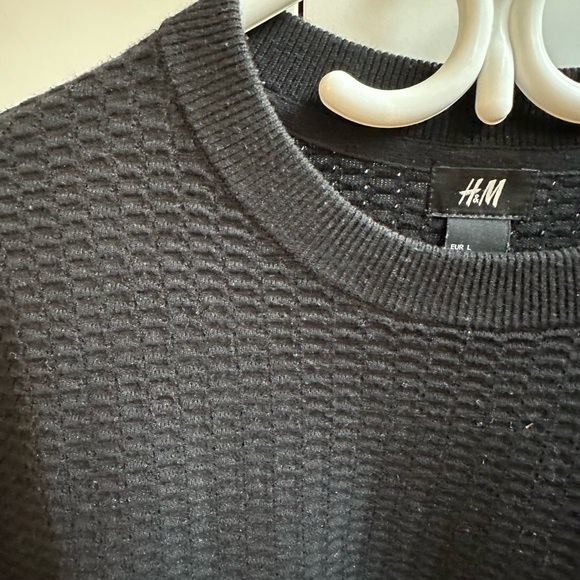 H&M sweater - Picture 2 of 2